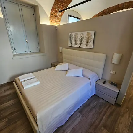 Bilocale In Centro Storico! Alba (Piedmont)