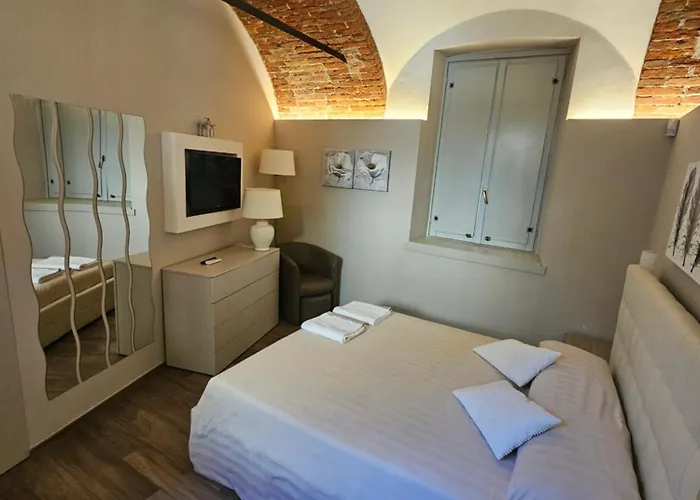 Appartamento Bilocale In Centro Storico! Alba (Piedmont)